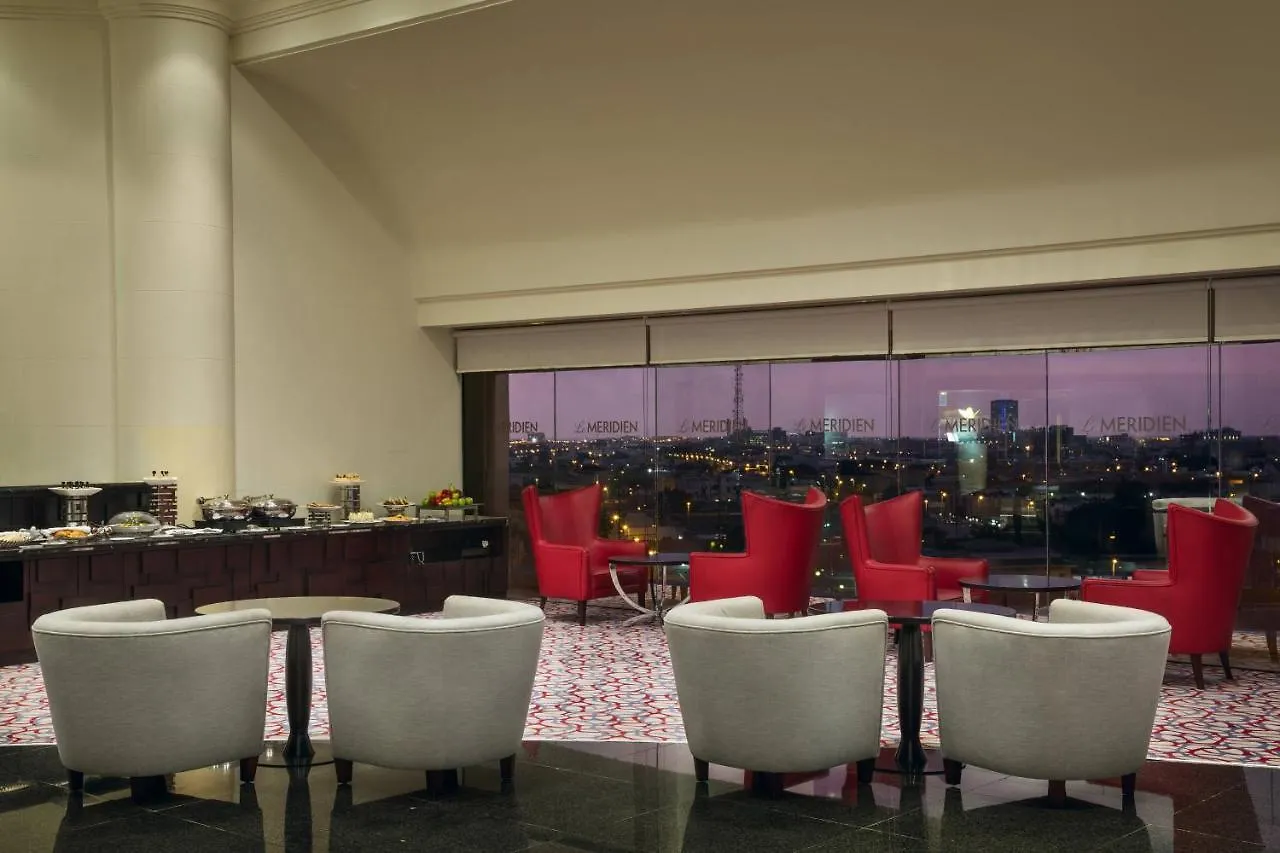 Le Meridien Jeddah 5*,